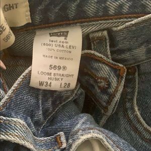 569 Loose straight cut Levi’s